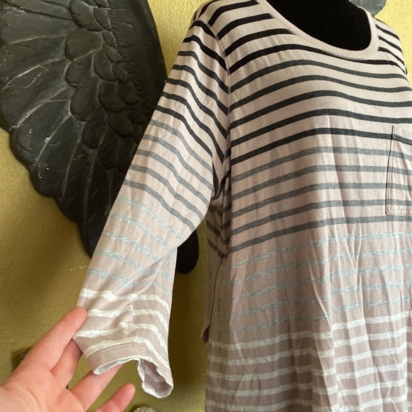 Calvin Klein Striped 3/4 sleeve Shirt - Picture 4 of 9